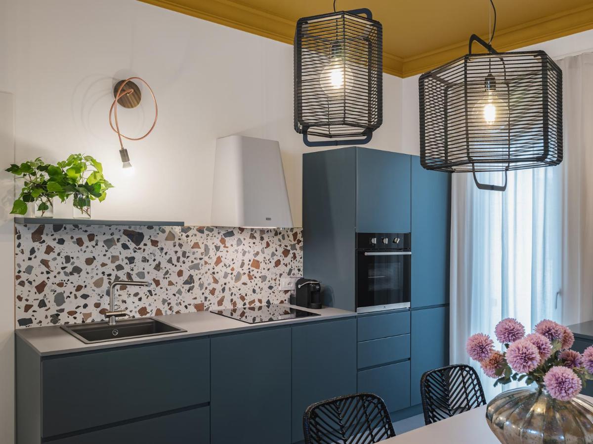 Living U Homesuites Lecce Extérieur photo