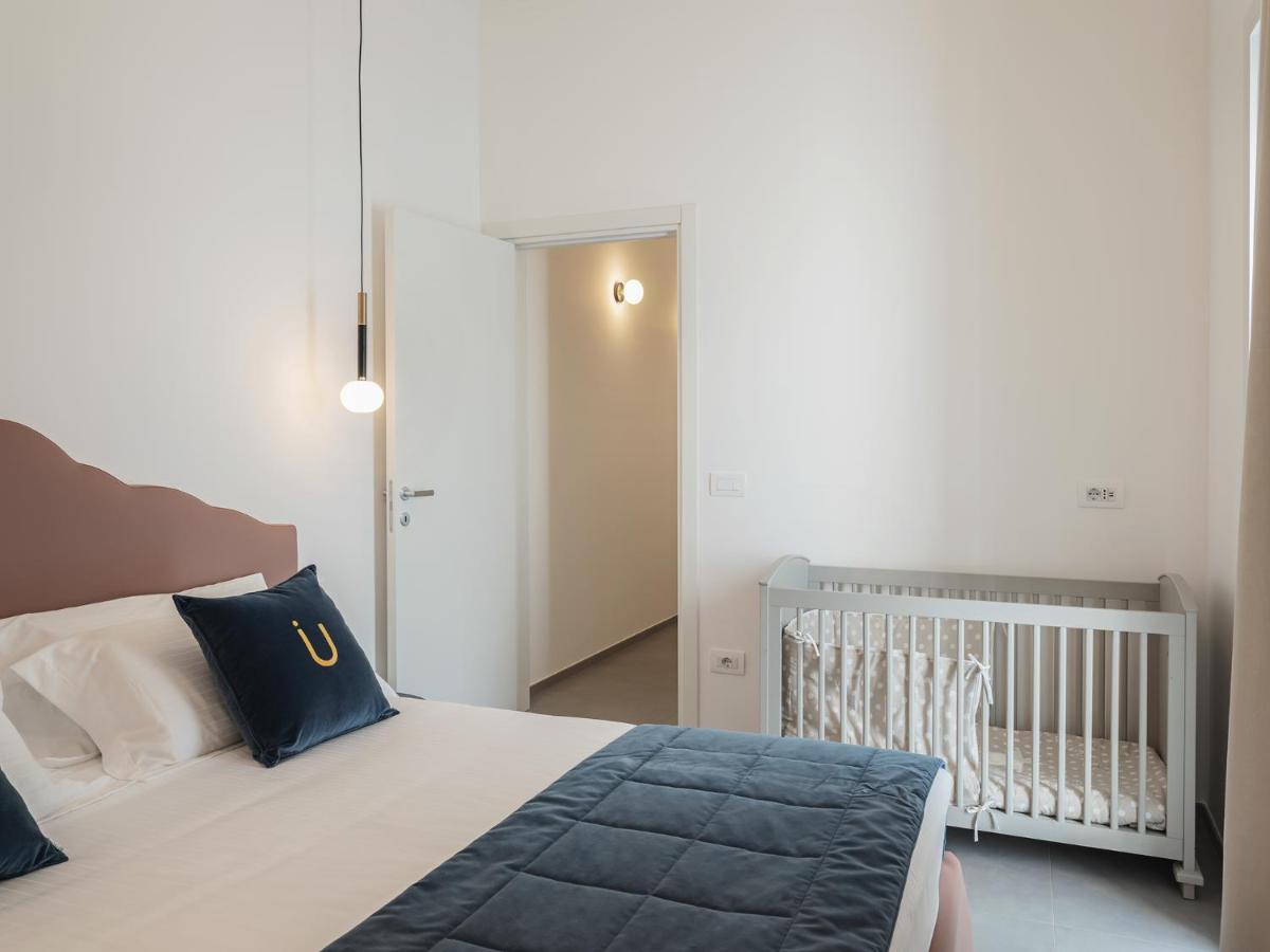 Living U Homesuites Lecce Extérieur photo